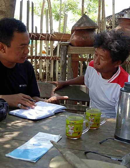 With fishermen of Myit Kan Gyi village